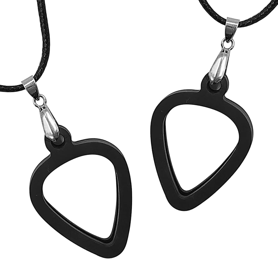 Amazon.co.jp: [Musiin] ギターピックホルダーネックレス Fender